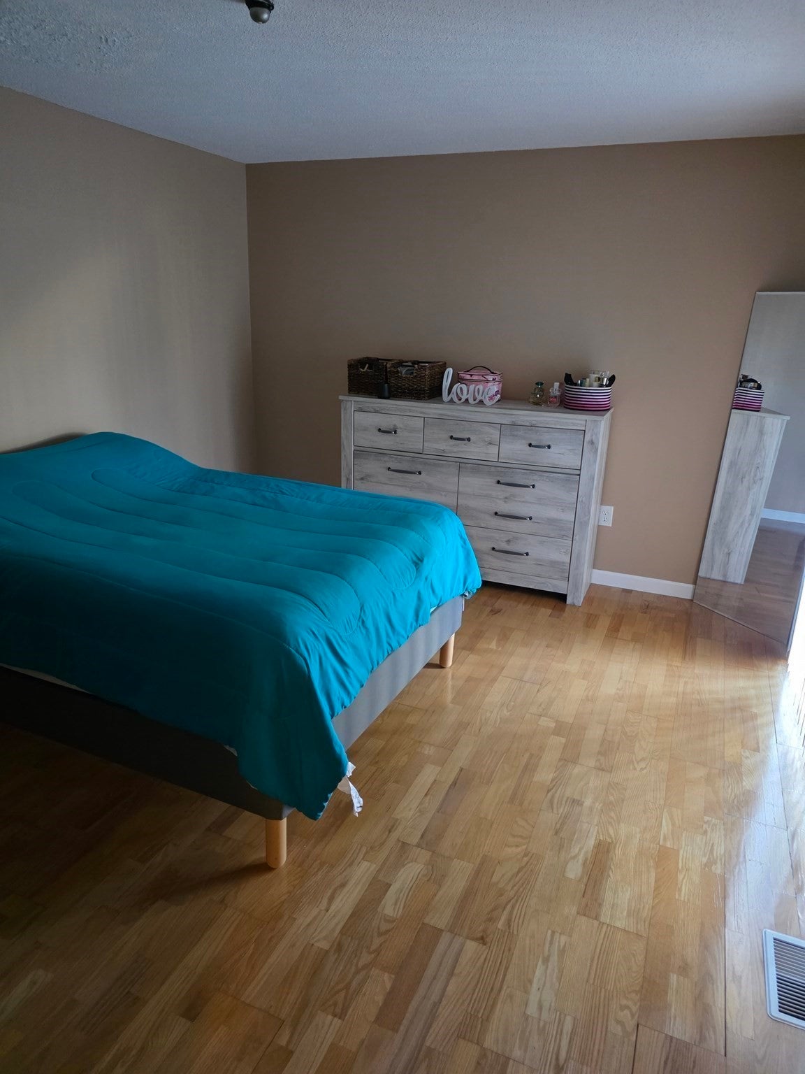 206 Greenbrook Dr #206, Stoughton, MA, 206 Greenbrook Dr #206, Stoughton, MA Photo #5