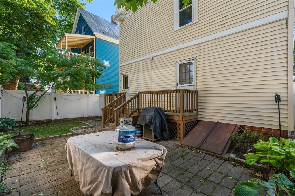 103 Willow Avenue #1, Somerville, MA Photo #19