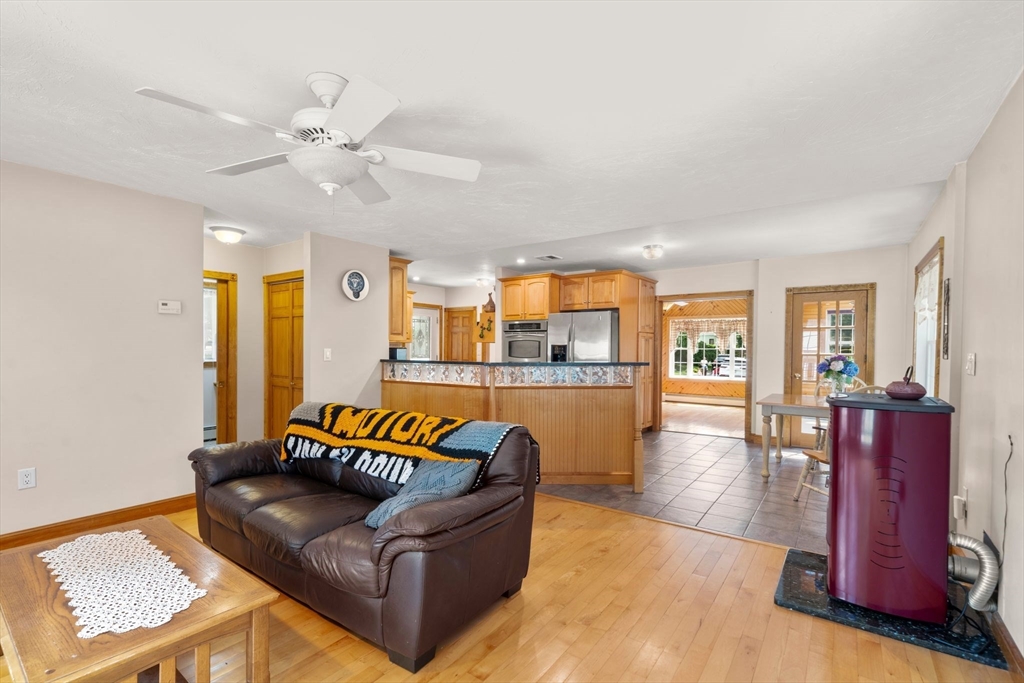 39 Talbot St