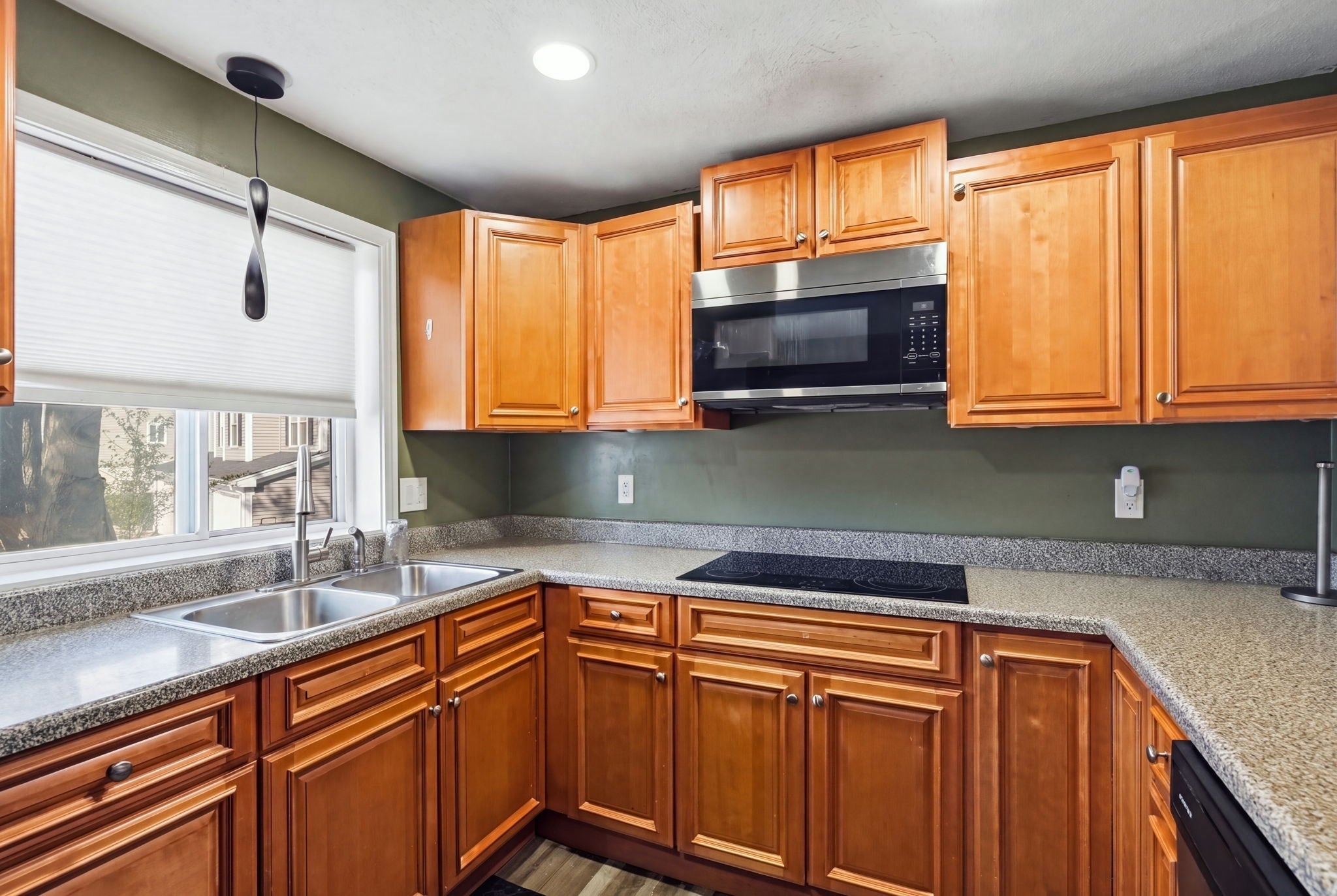 47 Lawn St #47, Attleboro, MA, 47 Lawn St #47, Attleboro, MA Photo #11
