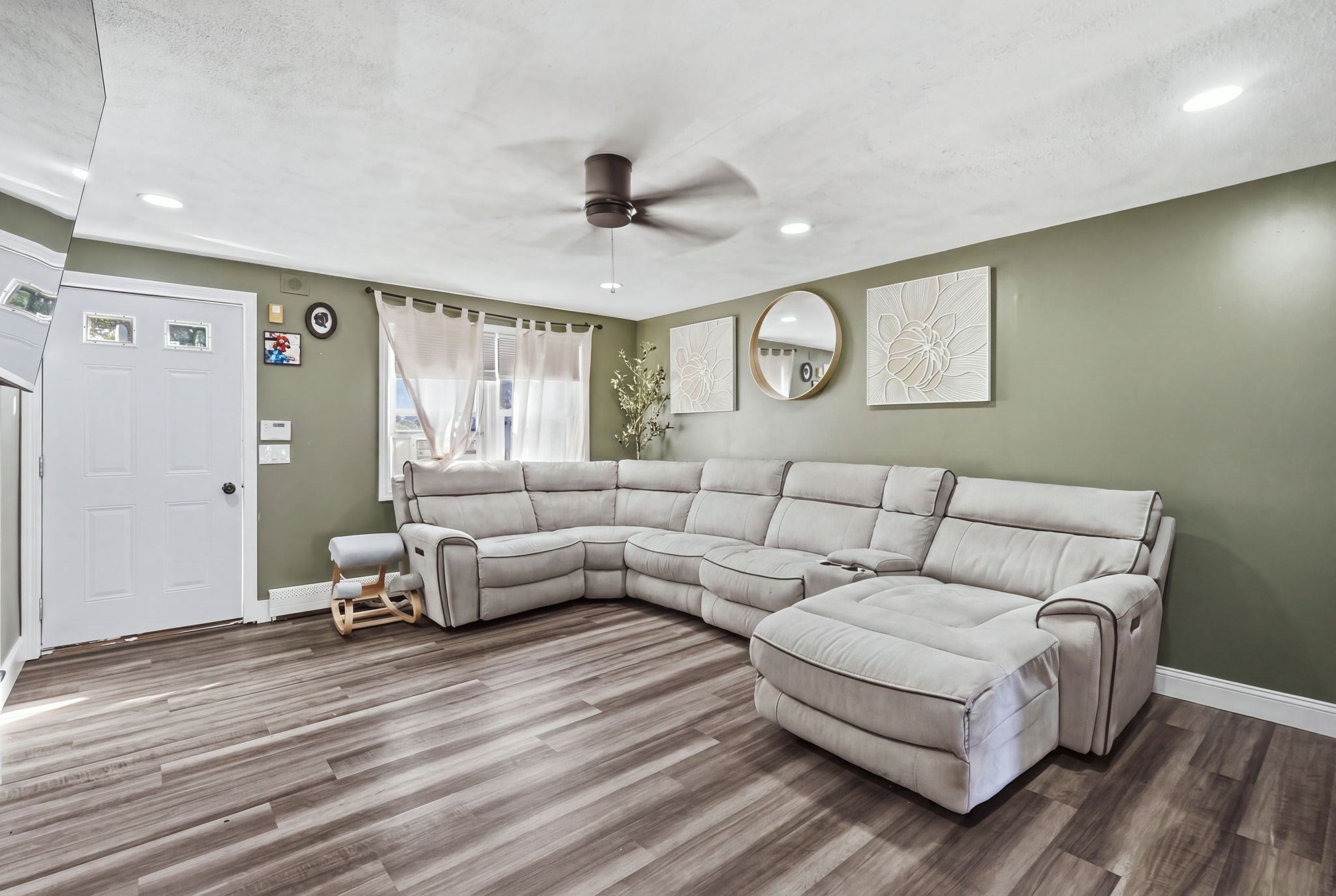47 Lawn St #47, Attleboro, MA, 47 Lawn St #47, Attleboro, MA Photo #7