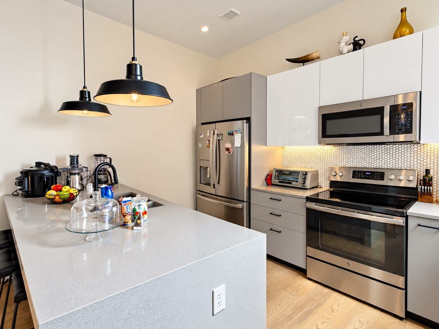 217-221 Essex Street #303, Salem, MA, 217-221 Essex Street #303, Salem, MA Photo #1