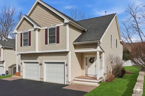 24 Farrwood Pl 24 Haverhill MA 01835