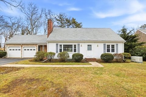 Photo of 25 Coleridge Drive, Falmouth, MA 02549 (MLS # 73497013)