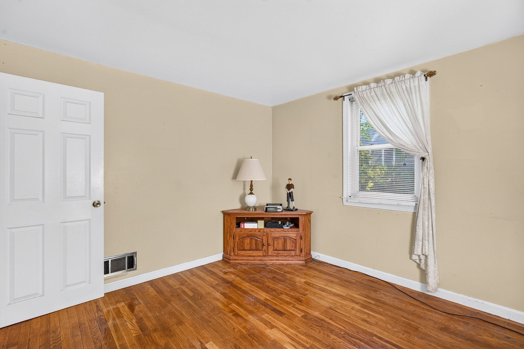 12 Hillsdale Road, Holbrook, MA Photo #15