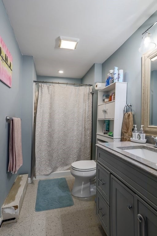 12 Richmond Ave, Worcester, MA Photo #25