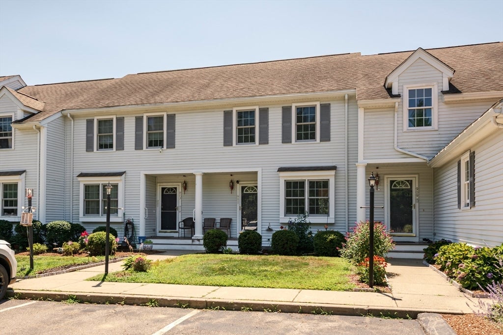 Photo of 911 Thayer St, Abington, MA