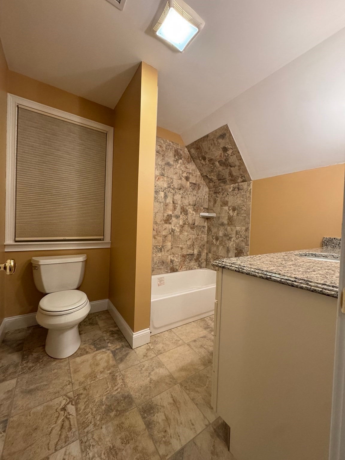 16 Parsons Walk, Berkley, MA Photo #27