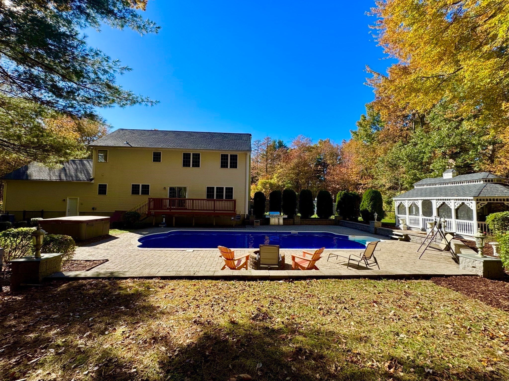 16 Parsons Walk, Berkley, MA Photo #8