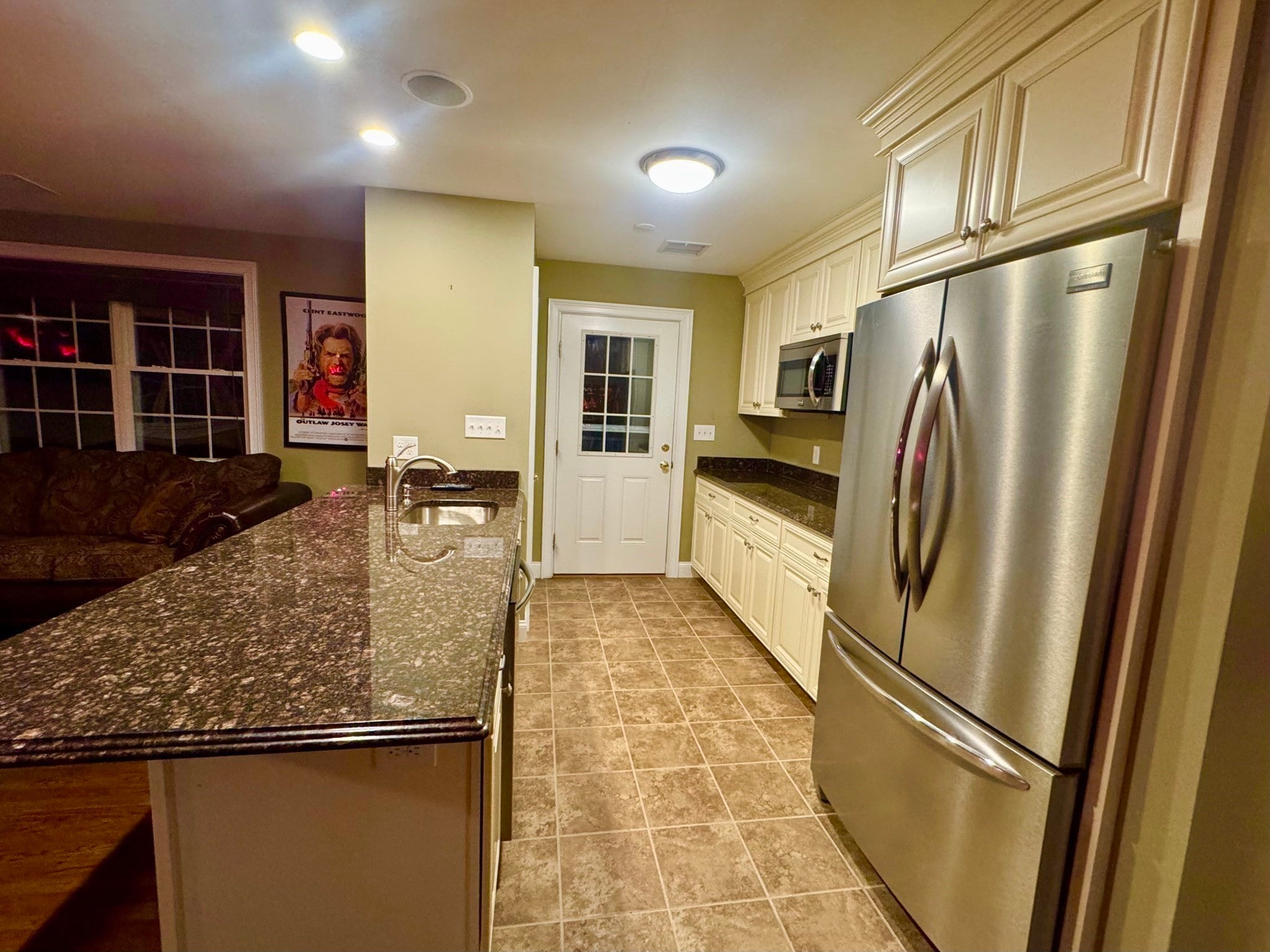 16 Parsons Walk, Berkley, MA Photo #25