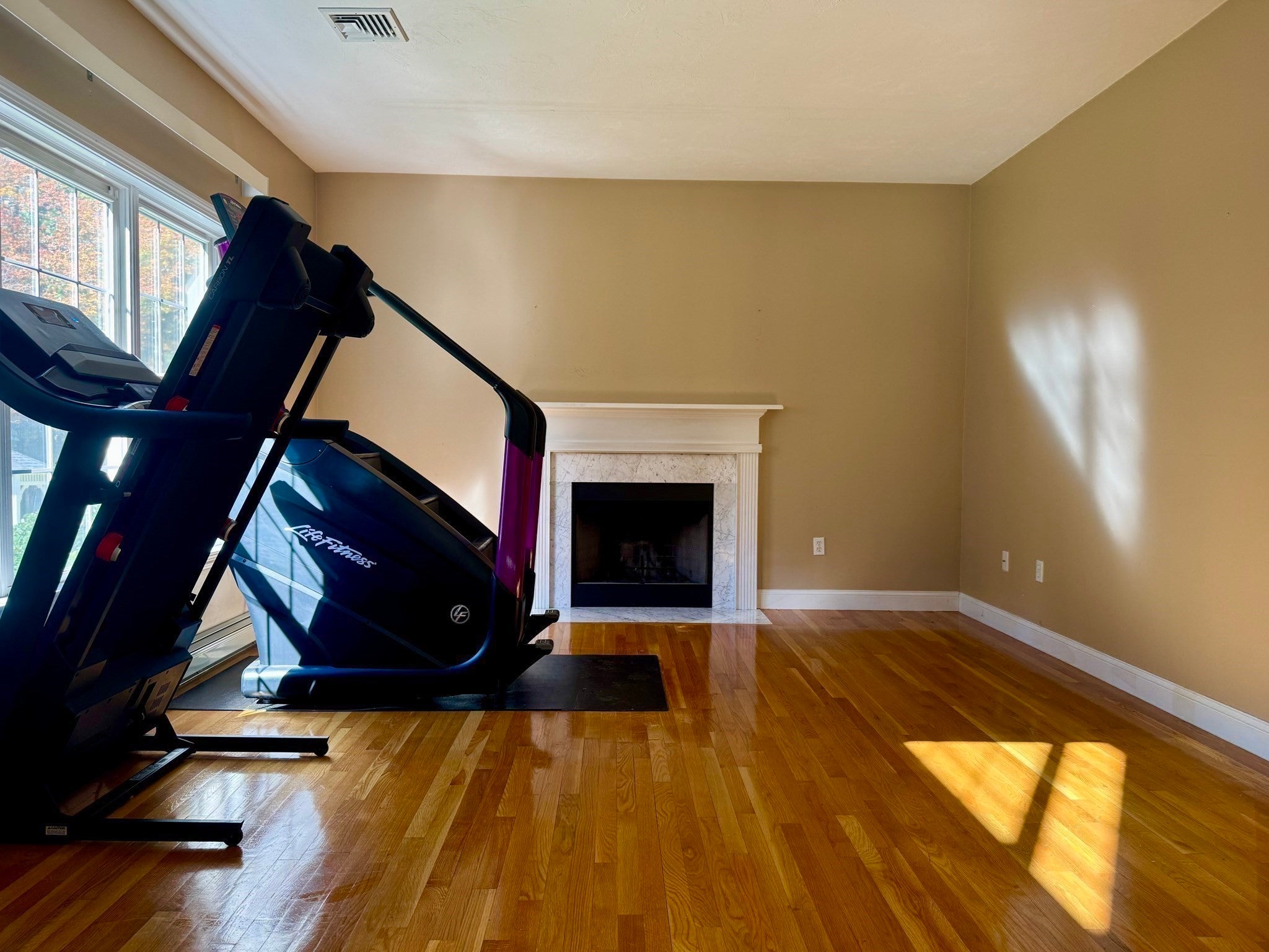 16 Parsons Walk, Berkley, MA Photo #12