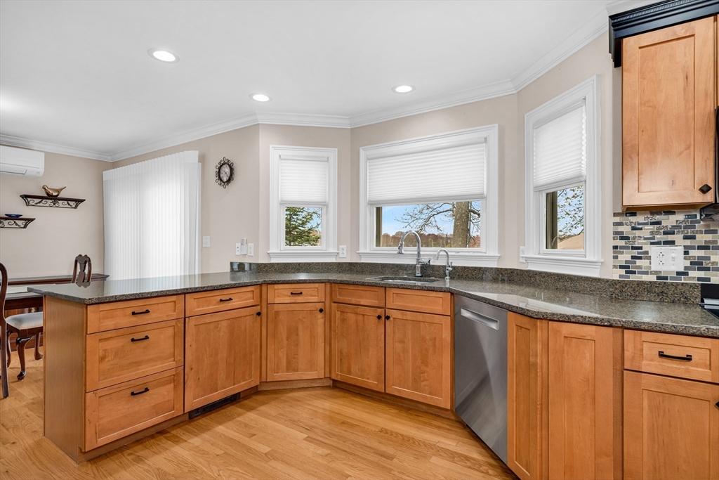 19 Kimball Ave, Ipswich, MA Photo #6