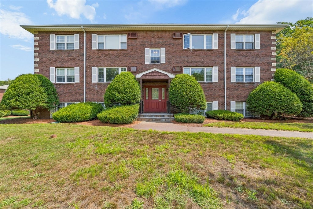 120 Parker St 24