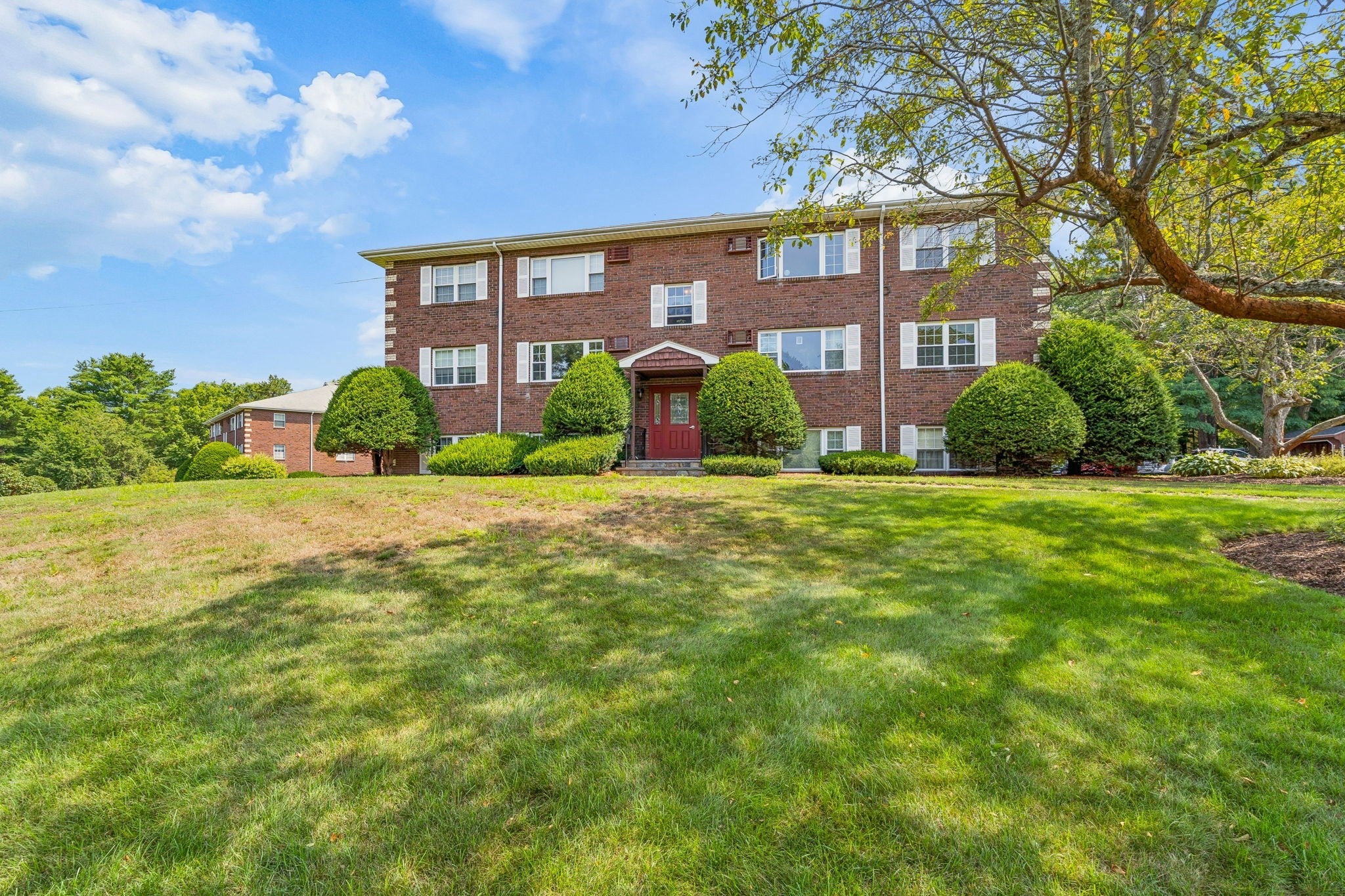 120 Parker St 24