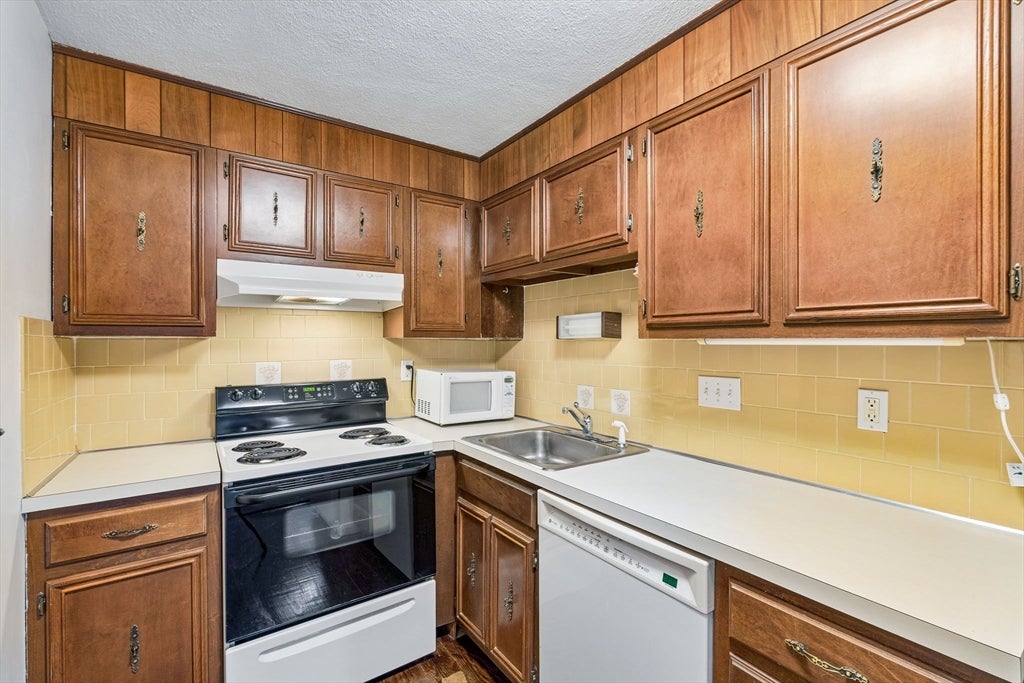 120 Parker St #24, Acton, MA Photo #13