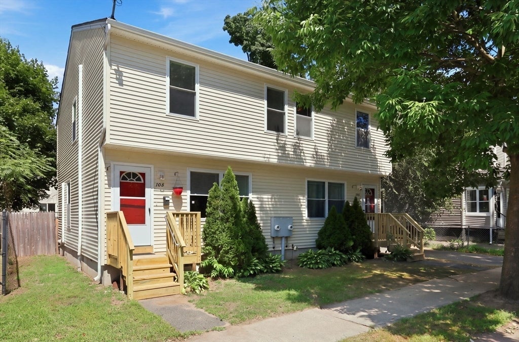 Photo of 104-106 Quincy St, Springfield, MA