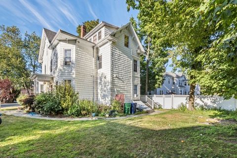 22 Walnut Place 1 Newton MA 02460