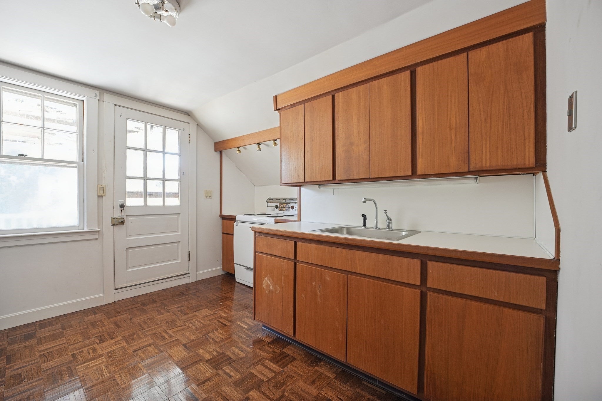 139 Union St, Weymouth, MA, 139 Union St, Weymouth, MA Photo #16