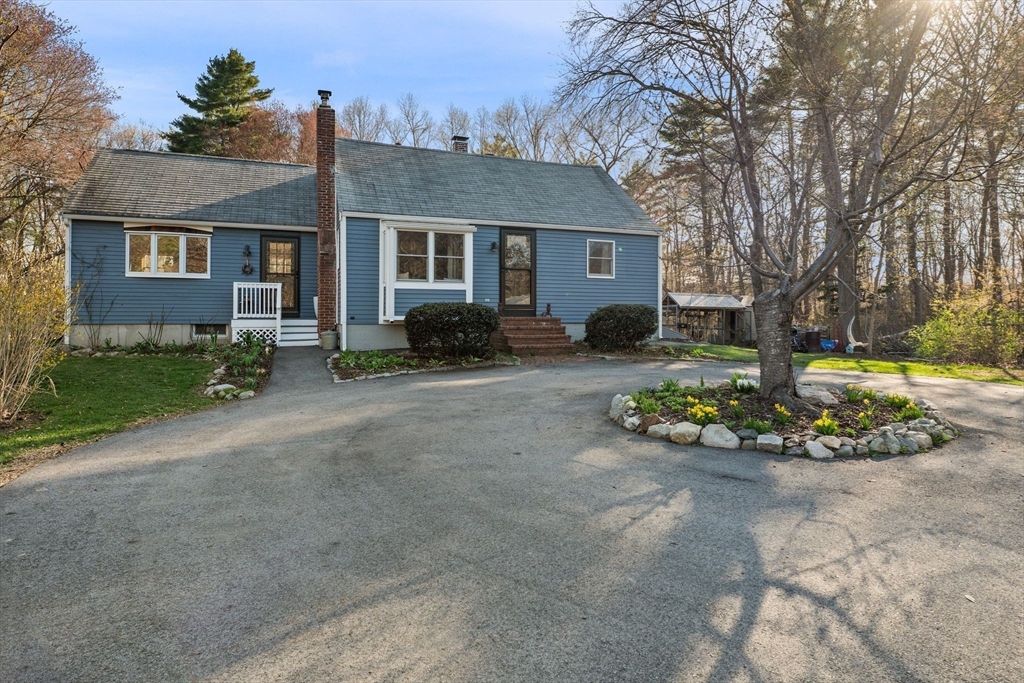 408 Central St