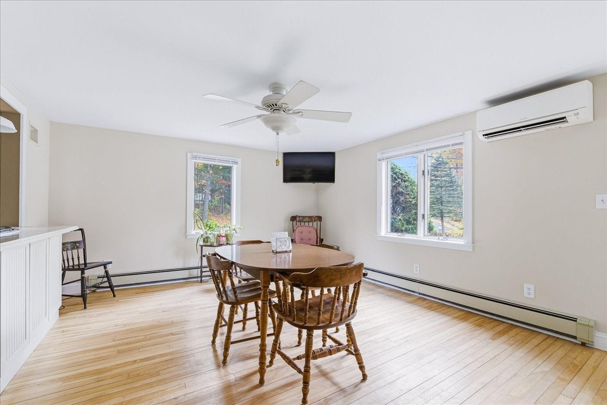 6 Ledgeville Ave, Foxboro, MA Photo #6