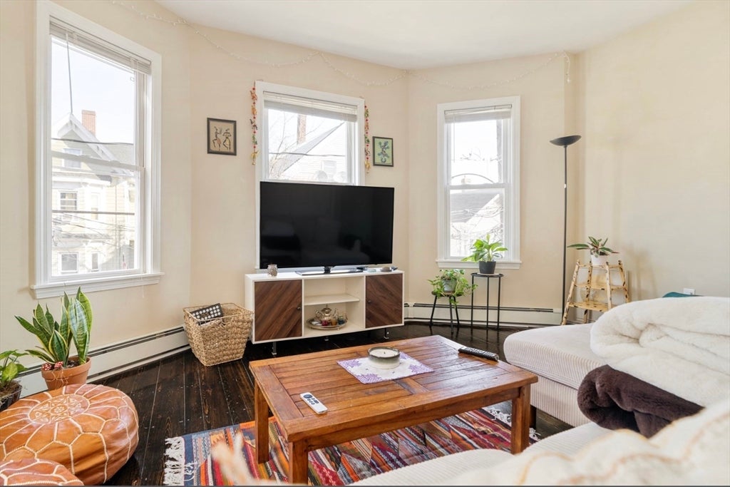 5 Fountain Avenue #2, Somerville, MA, 5 Fountain Avenue #2, Somerville, MA Photo #3