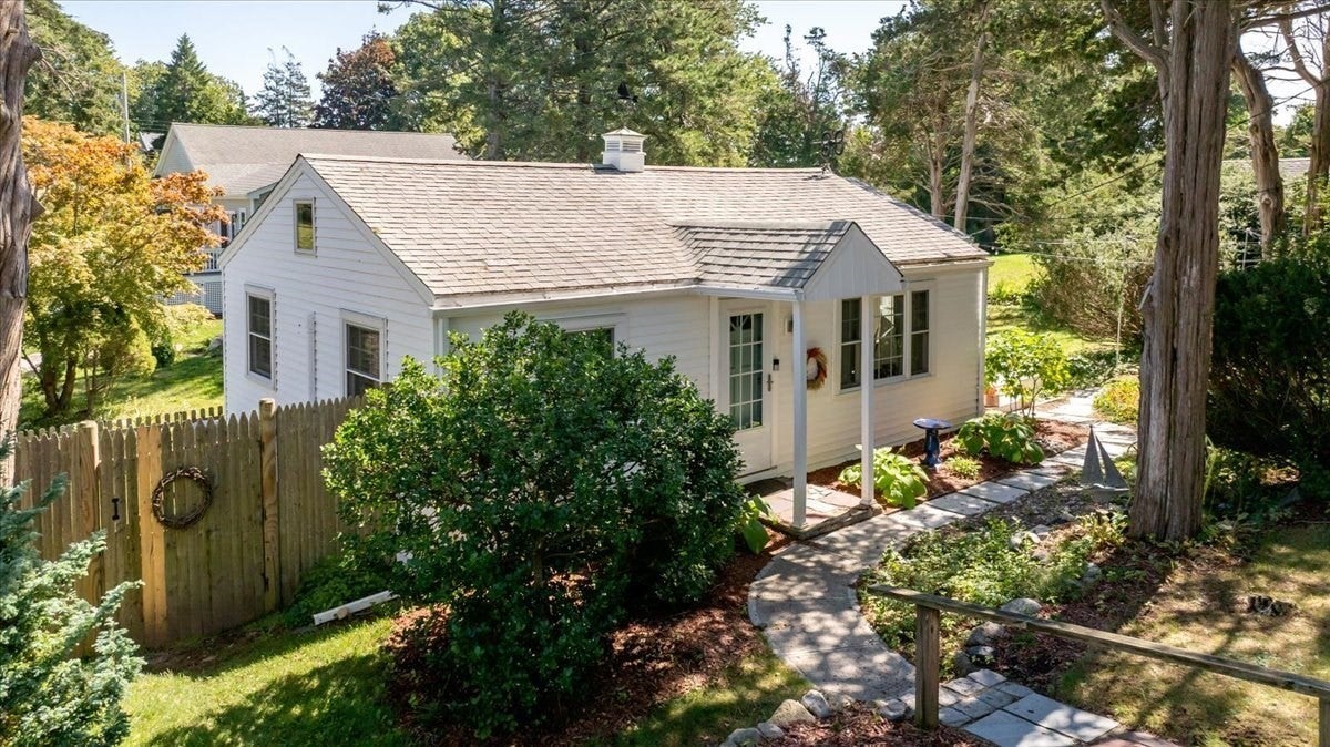82 Beach Street, Plymouth, MA, 82 Beach Street, Plymouth, MA Photo #1