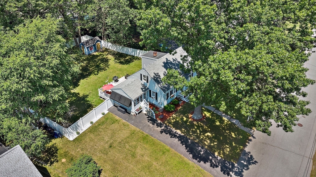 19 Pleasant St