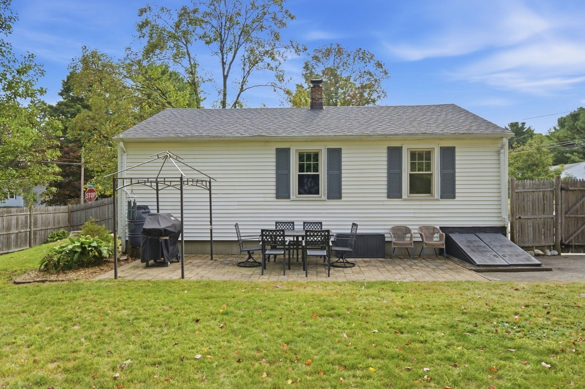 29 Dunn Ave, Wrentham, MA Photo #16