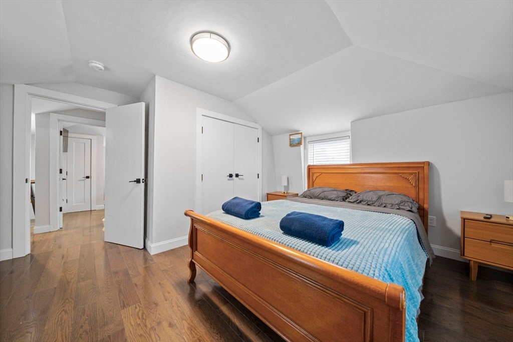 2 Stones Ct, Framingham, MA, 2 Stones Ct, Framingham, MA Photo #16