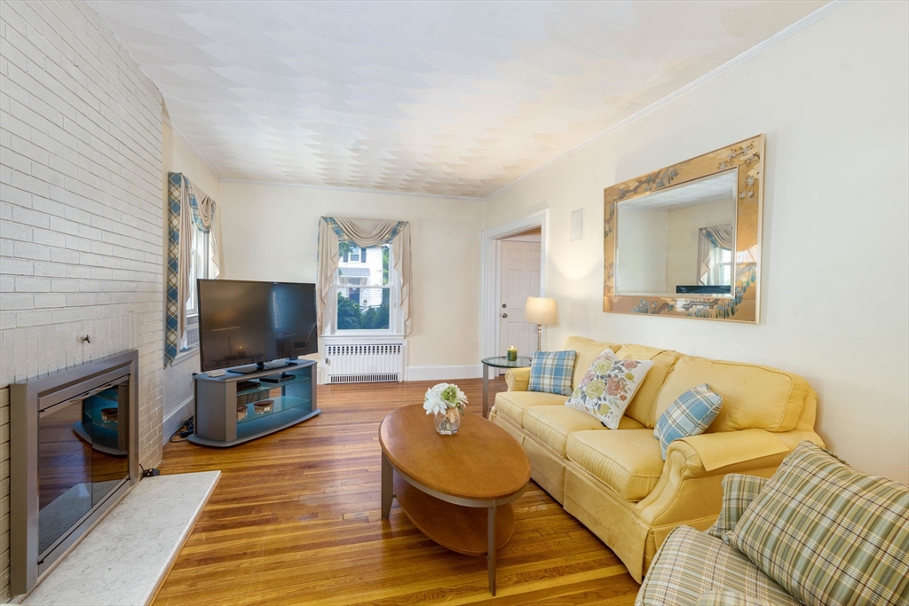 33 Samoset Ave