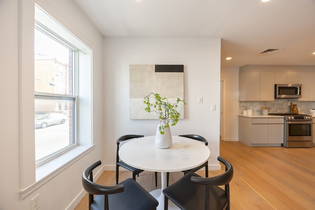 16 Boardman St 105
