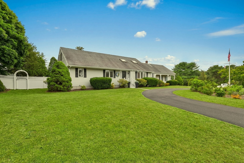 7 Oxford Dr