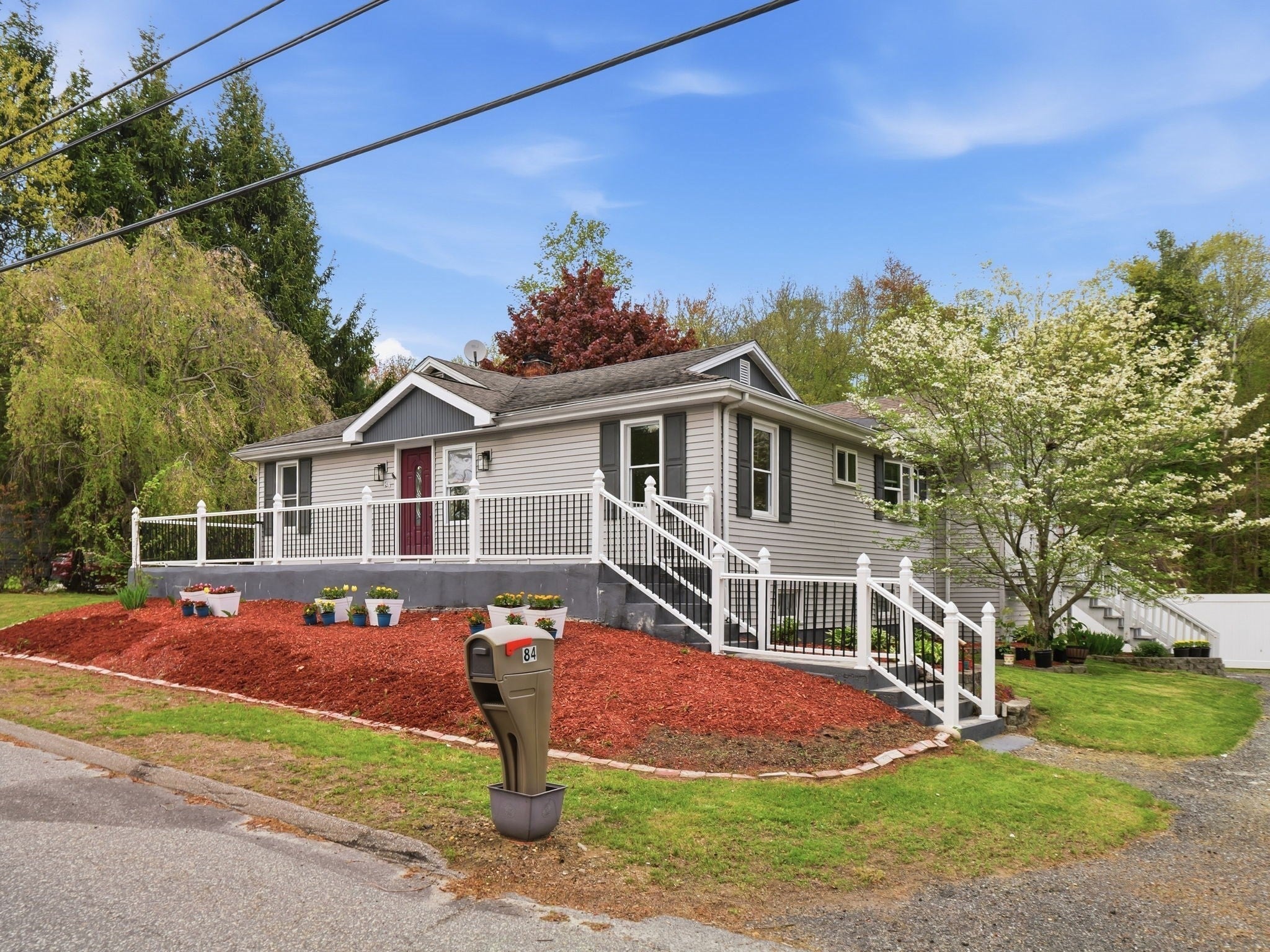 84 City Depot Rd, Charlton, MA Photo #1