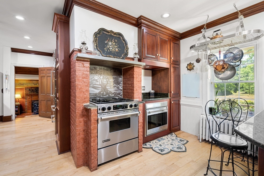 83 Central St