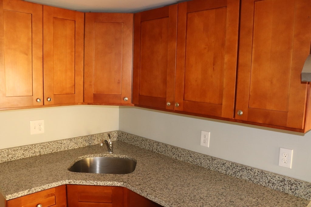 60 Broad St #1, Lynn, MA, 60 Broad St #1, Lynn, MA Photo #9