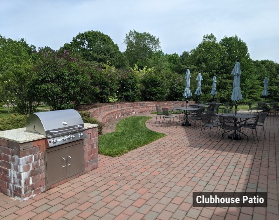 Norfolk, Massachusetts 02056, United States, 2 Bedrooms Bedrooms, ,2 BathroomsBathrooms,Residential,Pending,107049