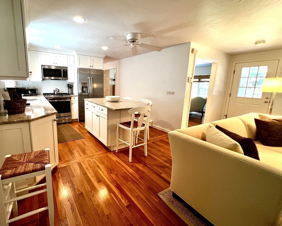 263 Oxford Dr