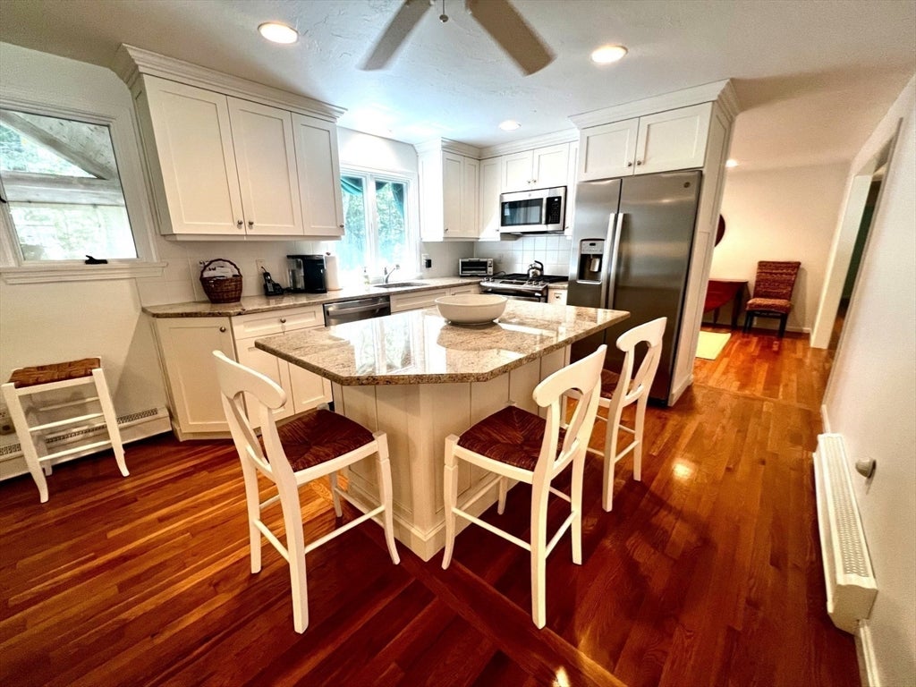 263 Oxford Dr