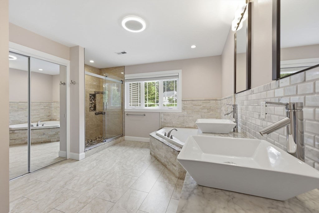 270 Barton Ave, Belchertown, MA Photo #23