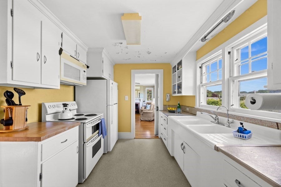 36 Hines Point Rd, Tisbury, MA, 36 Hines Point Rd, Tisbury, MA Photo #16
