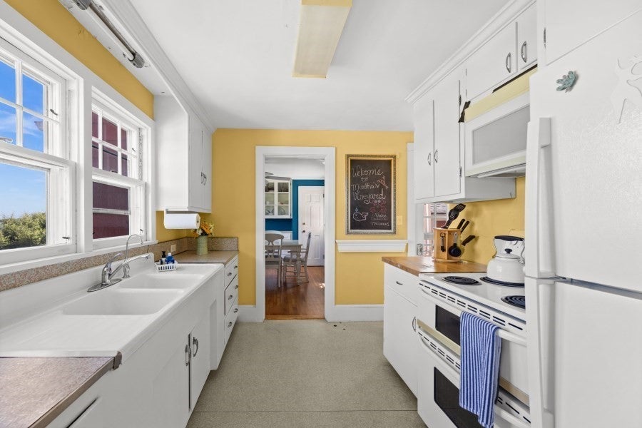 36 Hines Point Rd, Tisbury, MA, 36 Hines Point Rd, Tisbury, MA Photo #18