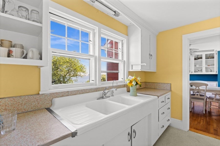 36 Hines Point Rd, Tisbury, MA, 36 Hines Point Rd, Tisbury, MA Photo #15