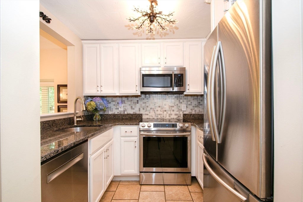 48 Westcliff Drive #48, Plymouth, MA Photo #11