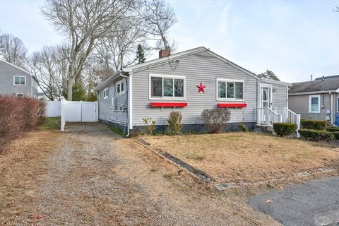 64 Rose Point Ave Wareham MA 02576