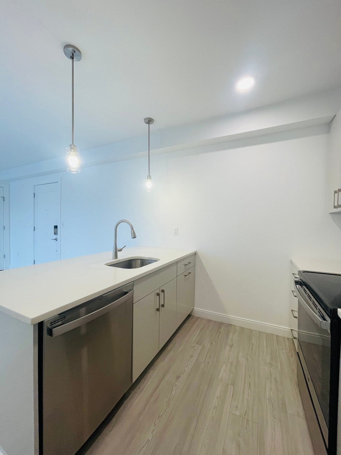 42 North Beacon St #504, Boston, MA, 42 North Beacon St #504, Boston, MA Photo #4