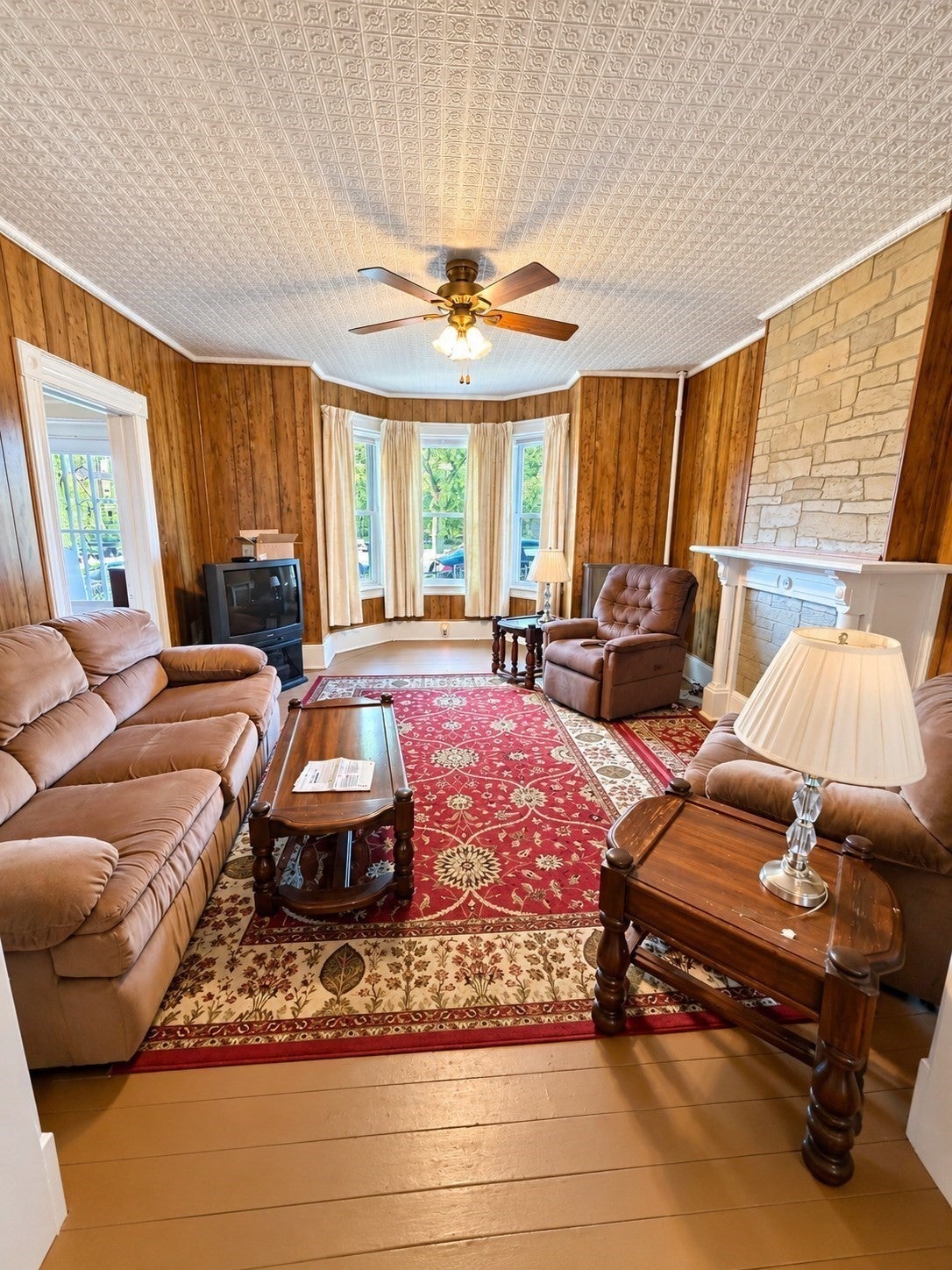 225 Suffolk St, Holyoke, MA Photo #8
