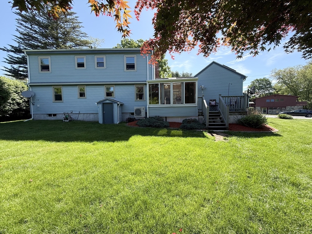 4 Mayfield Rd