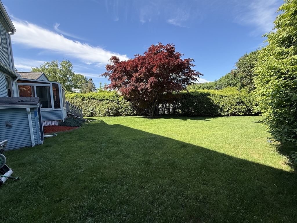 4 Mayfield Rd