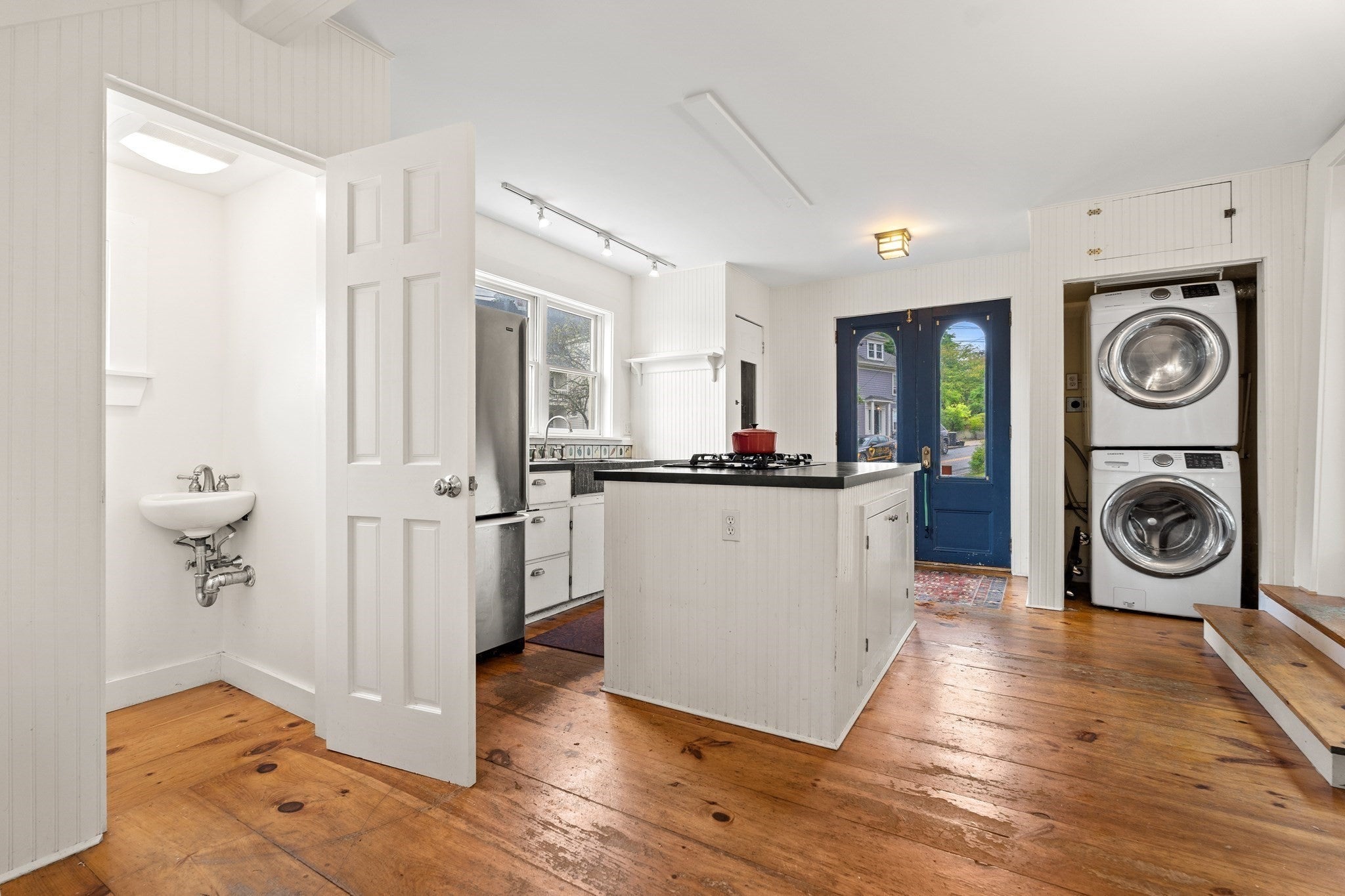 1105 Washington ST, Gloucester, MA, 1105 Washington ST, Gloucester, MA Photo #9