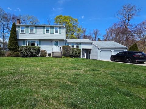 Photo of 18 Lintric Dr, Weymouth, MA 02190 (MLS # 73506008)